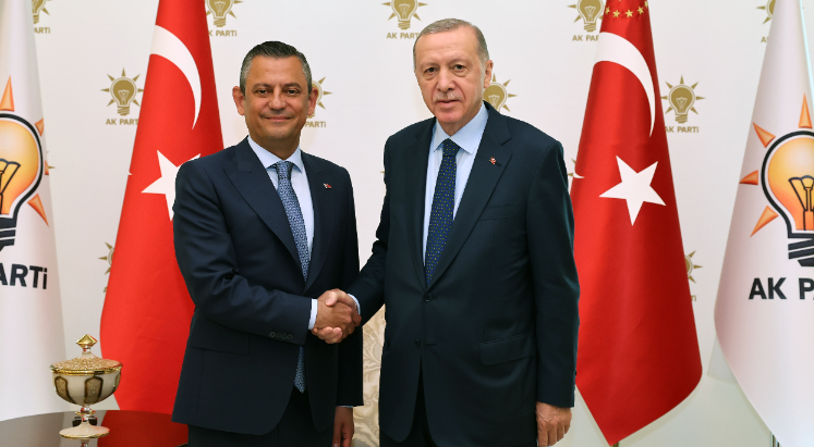 Cumhurbaşkanı Erdoğan, Özgür Özel’i kabul etti