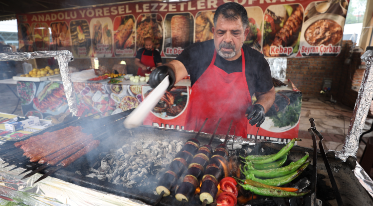 Antalya'da Gaziantep lezzetleri boy gösterdi
