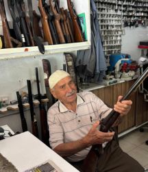 Kumlucalı usta 73 yıldır mesleğini sürdürüyor