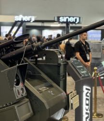 Dünyada 3 üreticisi olan top, dron avlama yeteneği kazandı
