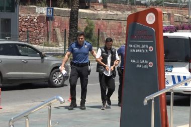 Alanya’da makilik alanı ateşe verdi! Cezaevini boyladı