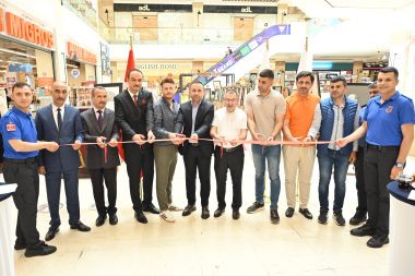 Antalya'da hükümlülerin yaptığı resimler sergilendi