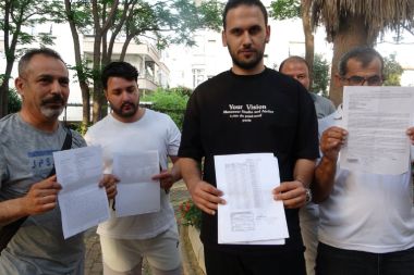Araç devir vaadiyle yüzlerce kişiyi dolandırdılar