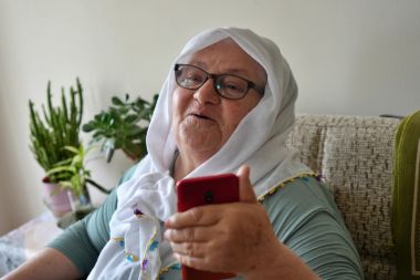 Fahriye nine dolandırıcıyı pişman etti