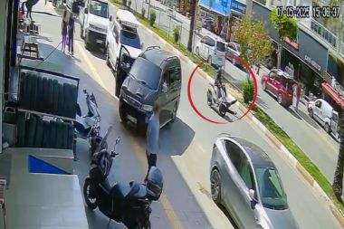 Huzurevi sakini motosiklet çarpmasıyla yaralandı