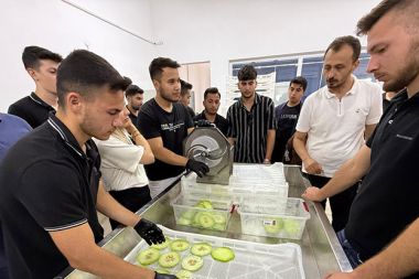 Kumluca MYO öğrencileri inceleme gezisinde bulundu