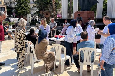 Kumluca’da vatandaşlara temel sağlık eğitimi verildi