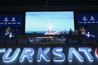 Türksat 6A’nın yörünge yolculuğu sürüyor