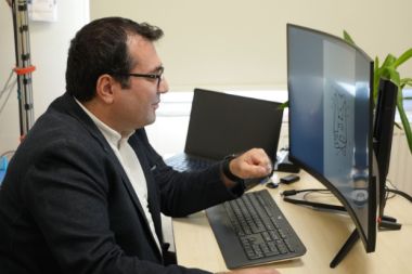 Karabük Üniversitesinde yapay zeka destekli "rehber göz" geliştirildi