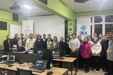Oyun geliştirme atölyesine gençlerden büyük ilgi