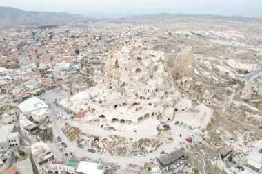Uçhisar Kalesi'nin ziyaretçi sayısı yarım milyona yaklaştı