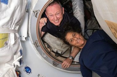 NASA’nın uzayda mahsur kalan iki astronotu, planlanandan önce dönebilir