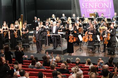 Antalya Devlet Senfoni Orkestrasından Kadınlar Gününe özel konser