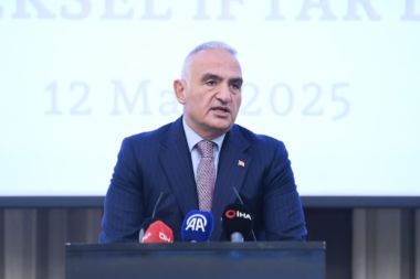 Bakan Ersoy’dan birlik ve beraberlik mesajı