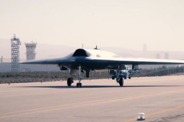 ANKA-III LGK-82 mühimmatını ateşleyerek hedefi başarıyla vurdu