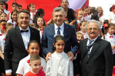 23 Nisan şöleni  sanatla taçlandı