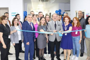 Kepez'de 'Sağlıklı Yaş Alma Polikliniği' açıldı