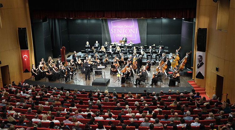 ADSO’dan Mendelssohn ve Mehul konseri