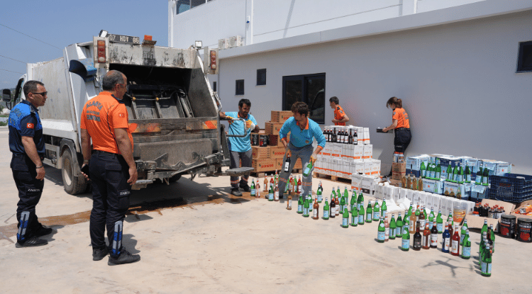 Alanya Belediyesi kimi koruyor? Gıda sahtekarlarının ismi gizlendi