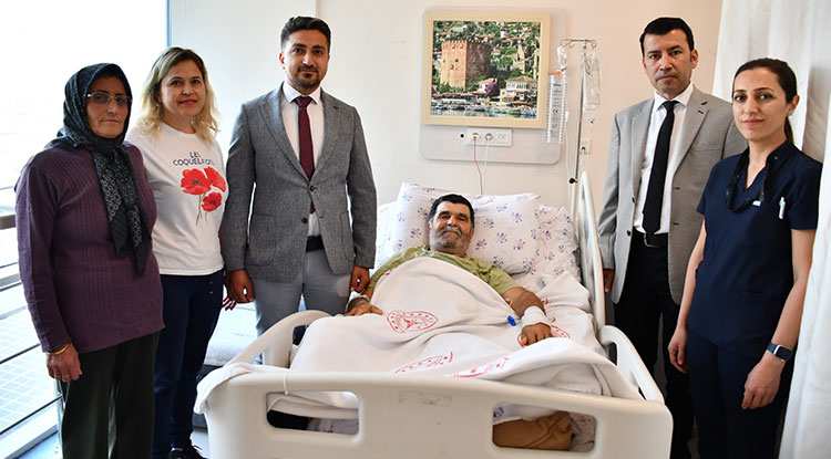 Alanya’da mikro cerrahi yöntemle serbest doku nakli yapıldı