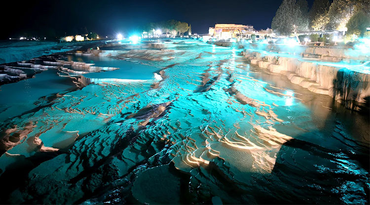 Hierapolis Örenyeri ve Pamukkale’yi 76 binin üzerinde ziyaretçi gezdi