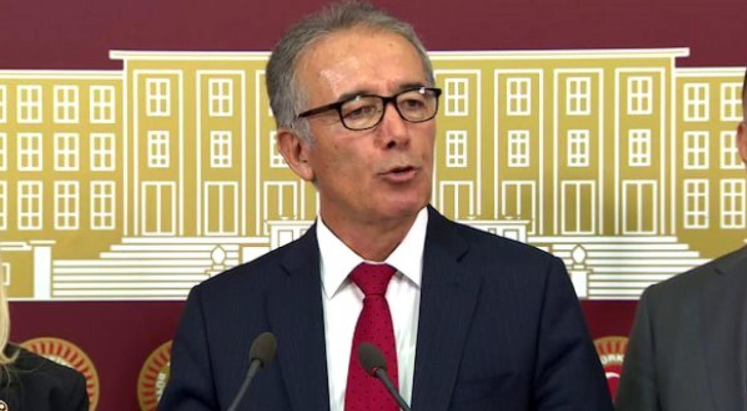 Bir sürpriz istifa daha: İYİ Parti kurucusu Ahat Andican istifa etti!