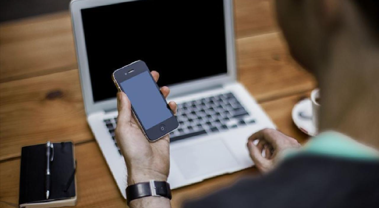 Türkiye'nin yüzde 86,5'i internet kullanıcı, yüzde 93,8'i de mobil bağlantı sahibi
