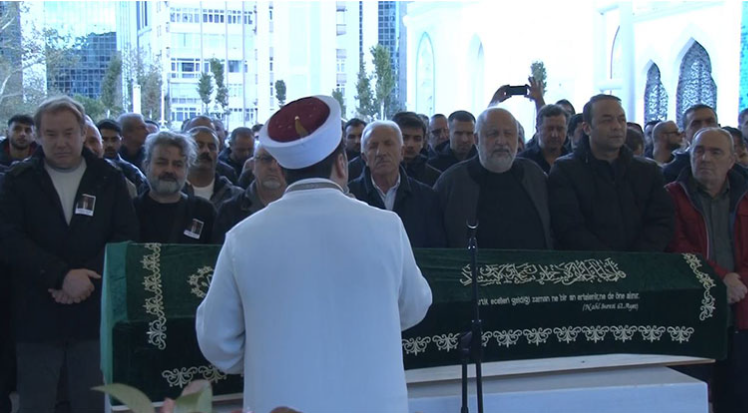 Ünlü oyuncu Vural Çelik, son yolculuğuna uğurlandı