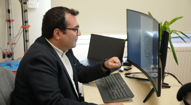 Karabük Üniversitesinde yapay zeka destekli "rehber göz" geliştirildi