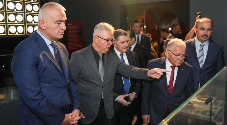 Anadolu Selçukluları Sergisi açıldı