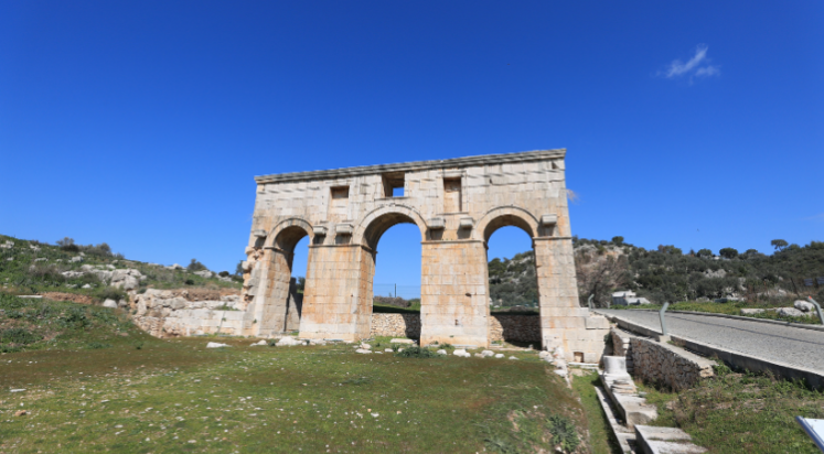Patara kent kapısından yüzyıllar sonra yeniden su akacak