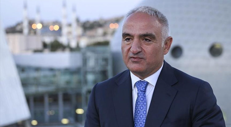 Bakan Ersoy, 27 Mart Dünya Tiyatro Günü’nü kutladı