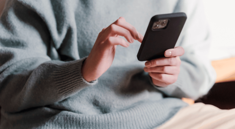 İnternete cep telefonundan bağlananların oranı yüzde 96,9'u buldu
