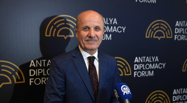 Prof. Dr. Erol Özvar, üniversitelerde yapay zeka ağının genişlediğini duyurdu